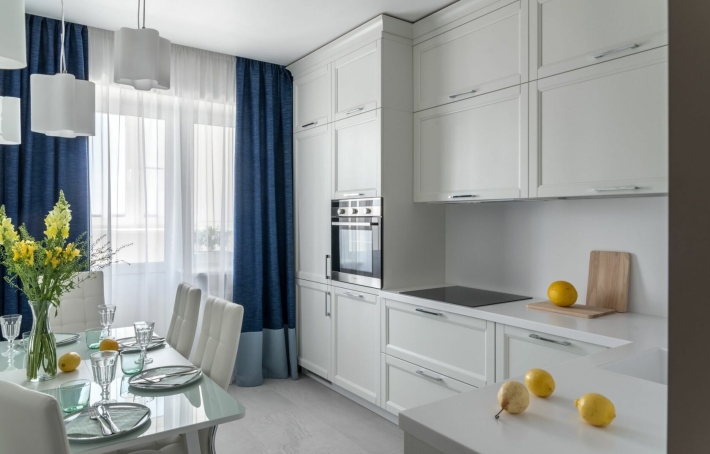 Оформление окон на кухне