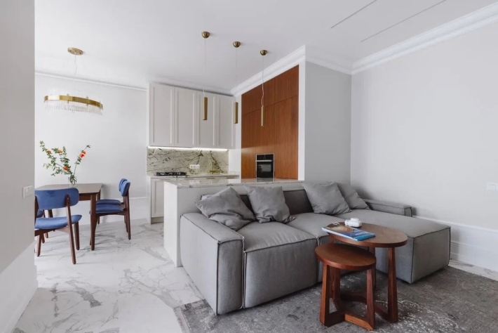 Планировка кухни-гостиной