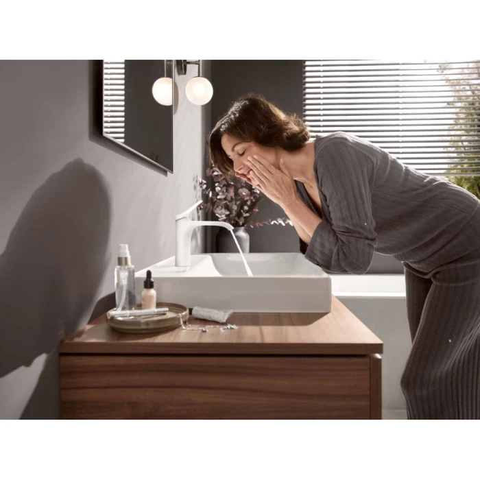 Hansgrohe смеситель для раковины с донным клапаном, Vivenis, белый арт. 75020700