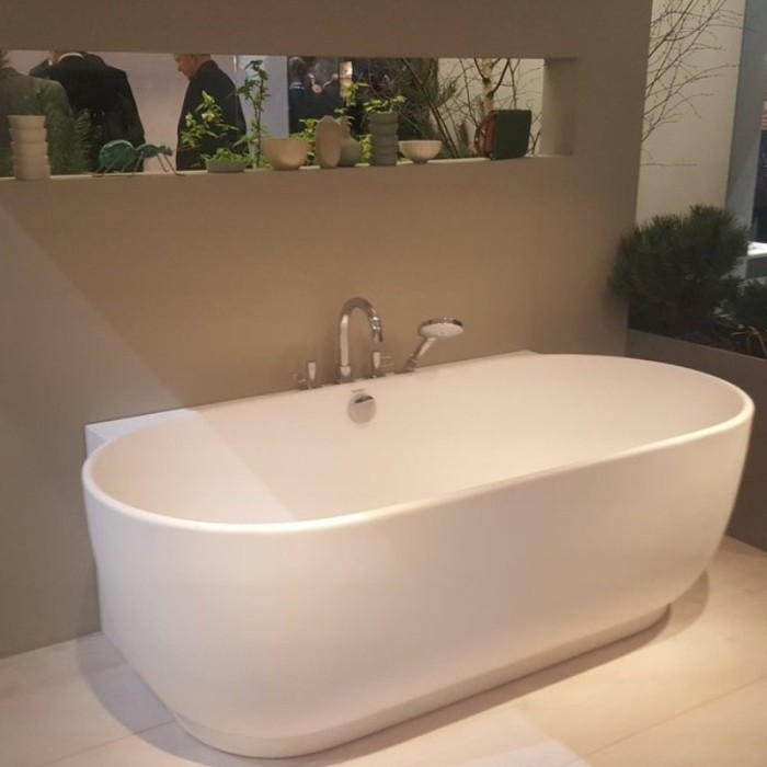 Duravit ванна из композитного материала пристенный вариант 1800 x 950 мм, luv, 700433000000000 цвет: белый