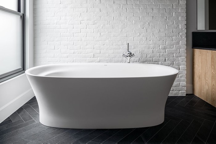 Duravit ванна из композитного материала отдельно стоящая 1855 х 885, cape cod, 700330000000000 цвет: белый
