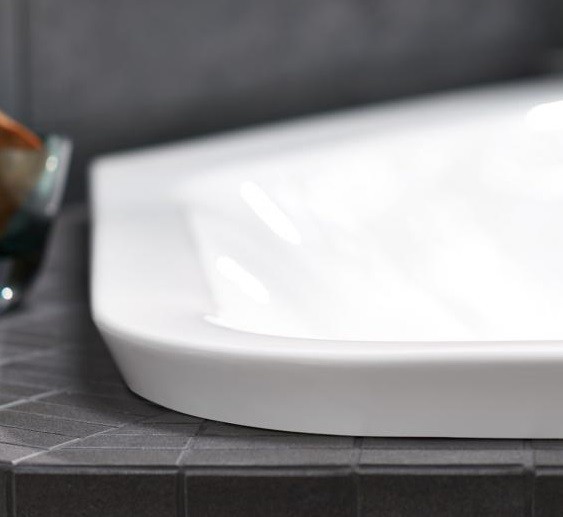 Duravit акриловая ванна 5 1900 х 1400 c двумя разными наклонами спинки, paiova, 700392000000000 цвет: белый