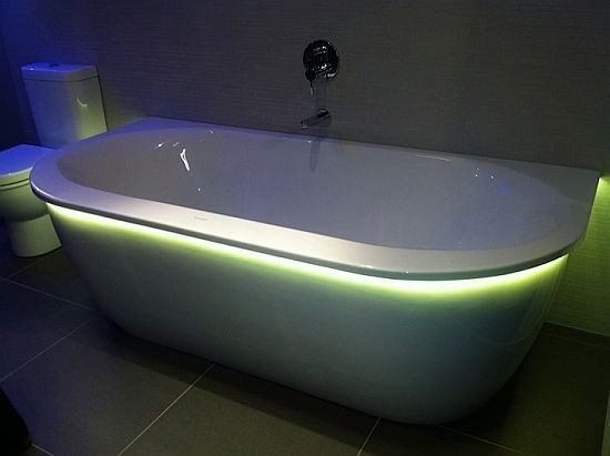 Duravit акриловая пристенная ванна 1900 х 900, darling new, 700248000000000 цвет: белый