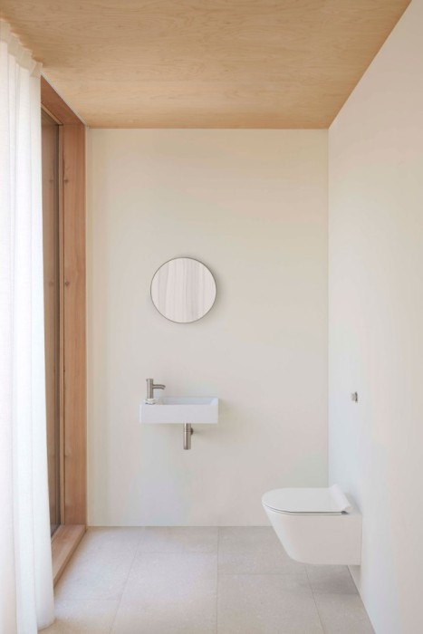 GSI Подвесной унитаз 36х50 см, система смыва swirlflush, без крепежа в комплекте, безободковый, без сиденья, тихий смыв, Kube-x - 941611