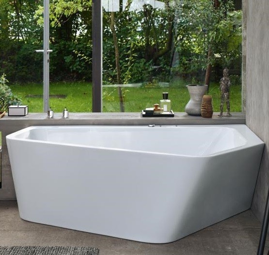 Duravit акриловая ванна 5 1770 х 1300 c двумя разными наклонами спинки, с бесшовной акриловой панелью и рамой, угловая, paiova, 700395000000000 цвет: белый